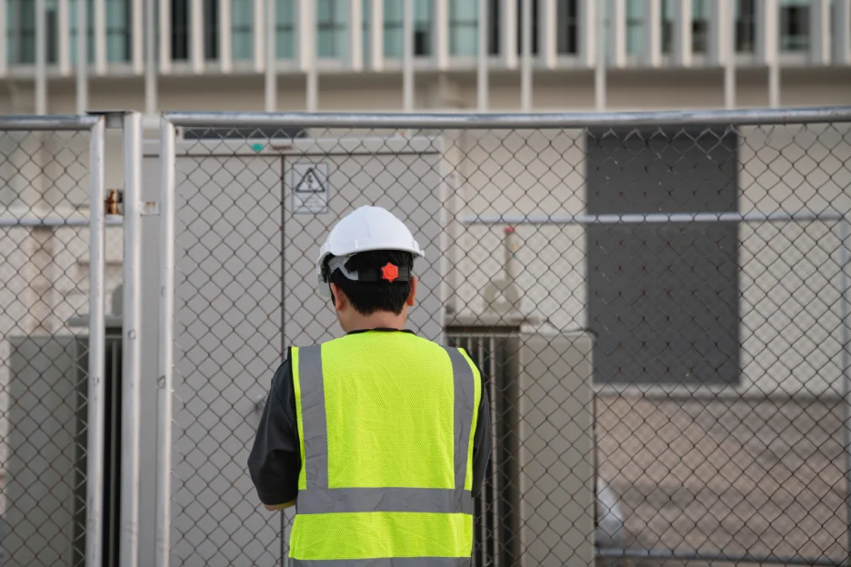 Señales de seguridad en obras, bodegas y fábricas de Nueva York